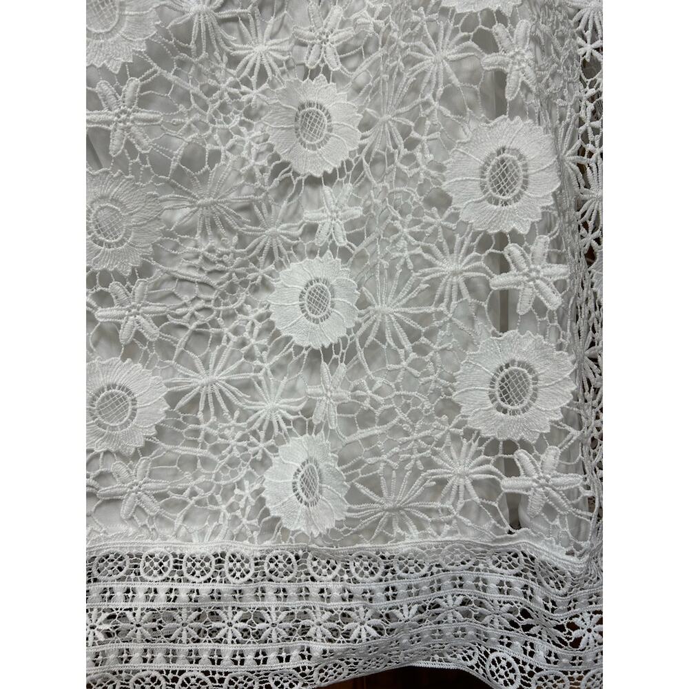 Cato White Large Lace over White Lining Skirt - Picture 3 of 4